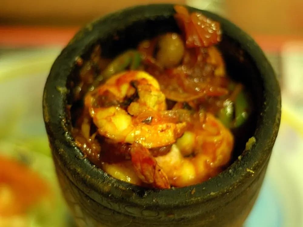Camarofongo — The Papi Restaurant