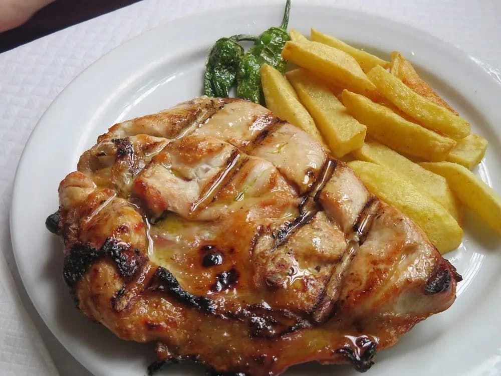 Pollo — The Papi Restaurant